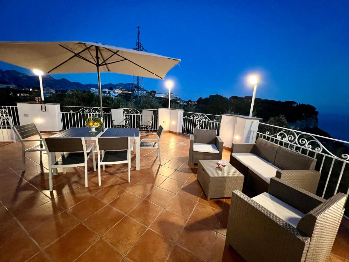 Infinity Experience Casa Vacanza Incantevole Con Terrazzo Scala Eksteriør bilde
