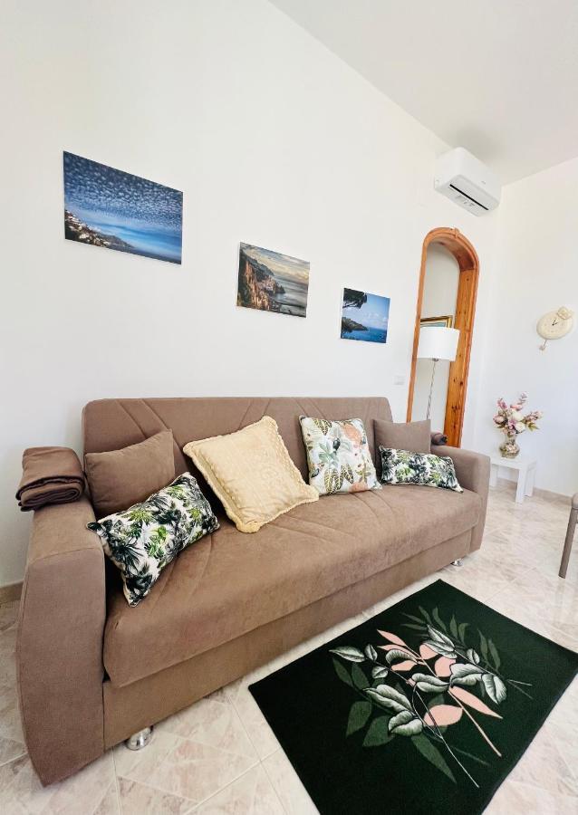 Infinity Experience Casa Vacanza Incantevole Con Terrazzo Scala Eksteriør bilde
