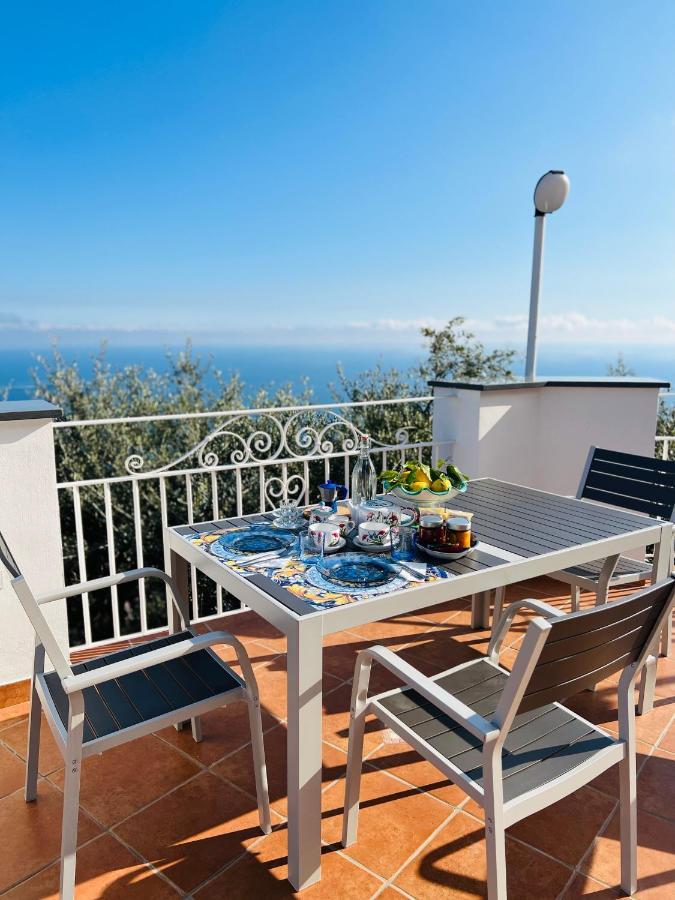 Infinity Experience Casa Vacanza Incantevole Con Terrazzo Scala Eksteriør bilde