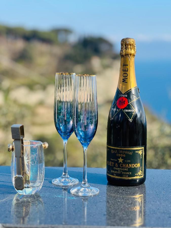 Infinity Experience Casa Vacanza Incantevole Con Terrazzo Scala Eksteriør bilde