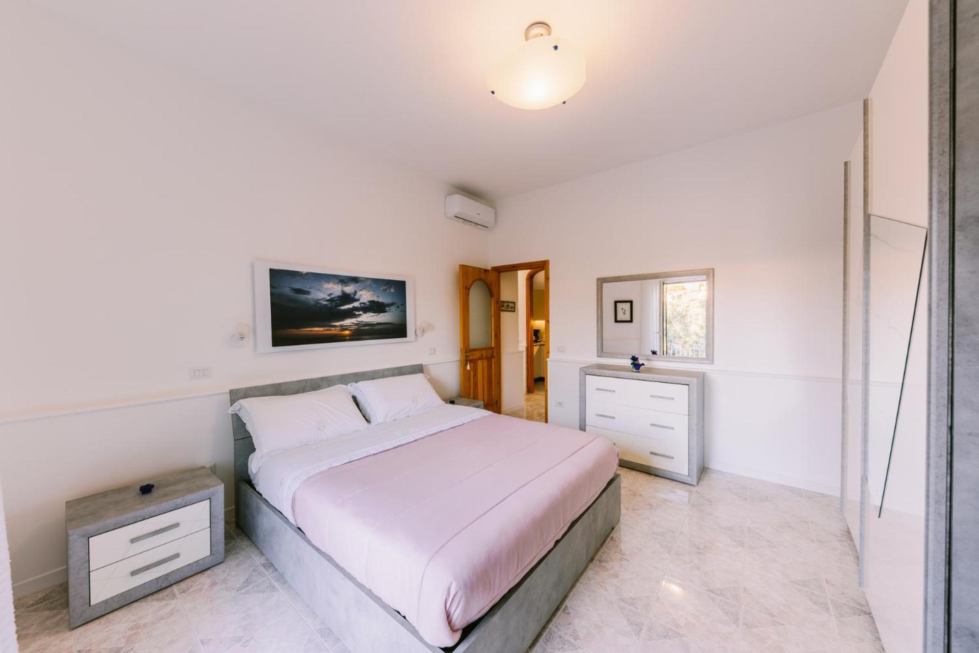 Infinity Experience Casa Vacanza Incantevole Con Terrazzo Scala Eksteriør bilde